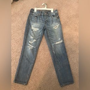 Teen closet, ripped mom jeans